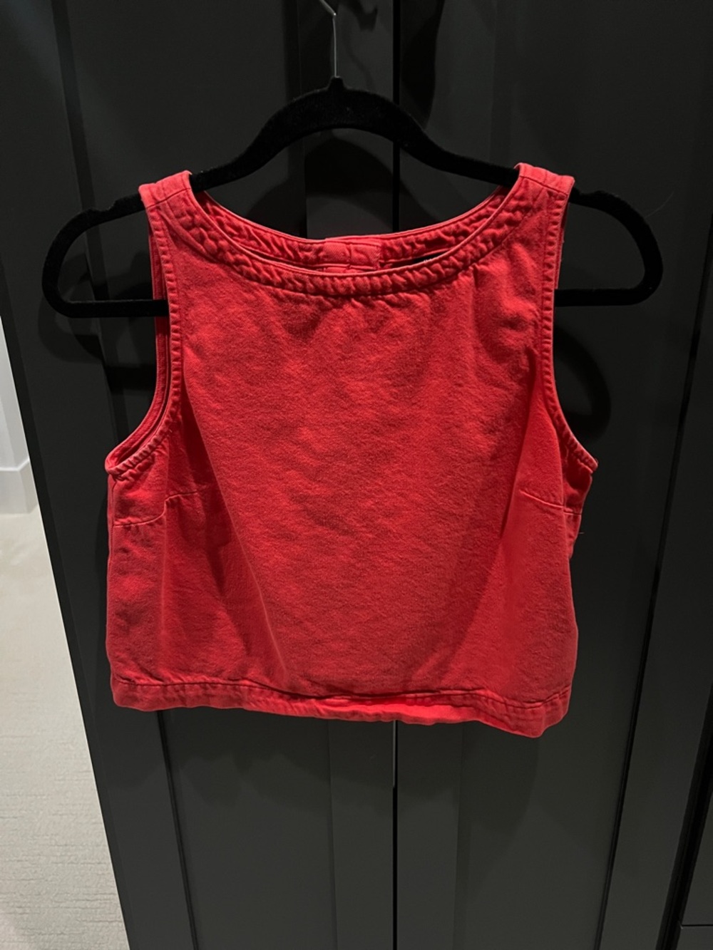 Red Sleeveless Crop Tank Top
